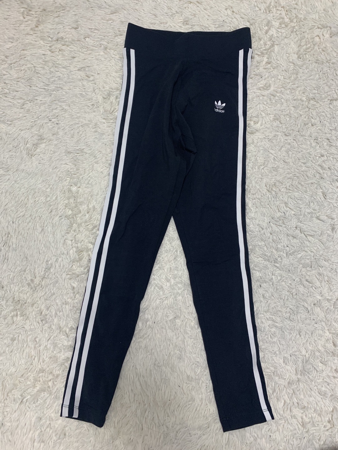 アディダス　トレーニングパンツ ブラック×ホワイト