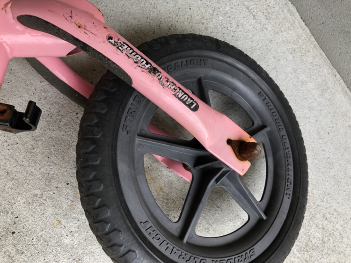ピンク　ストライダーの写真5枚目