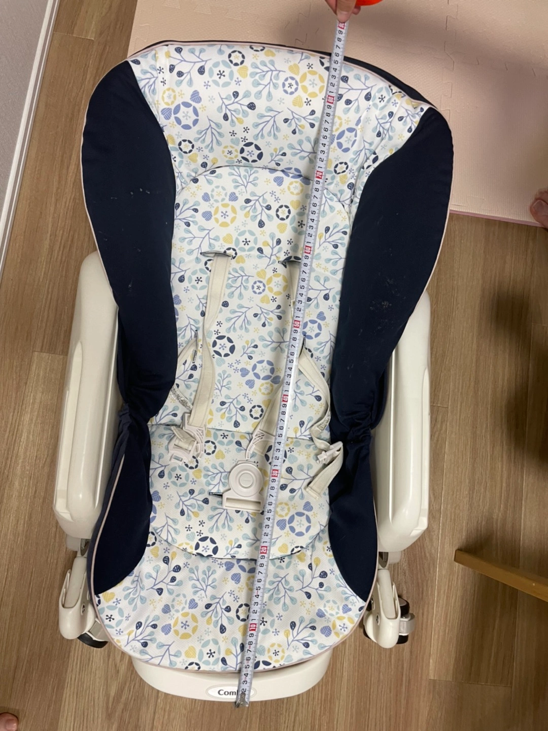 combi ハイローチェアの写真4枚目