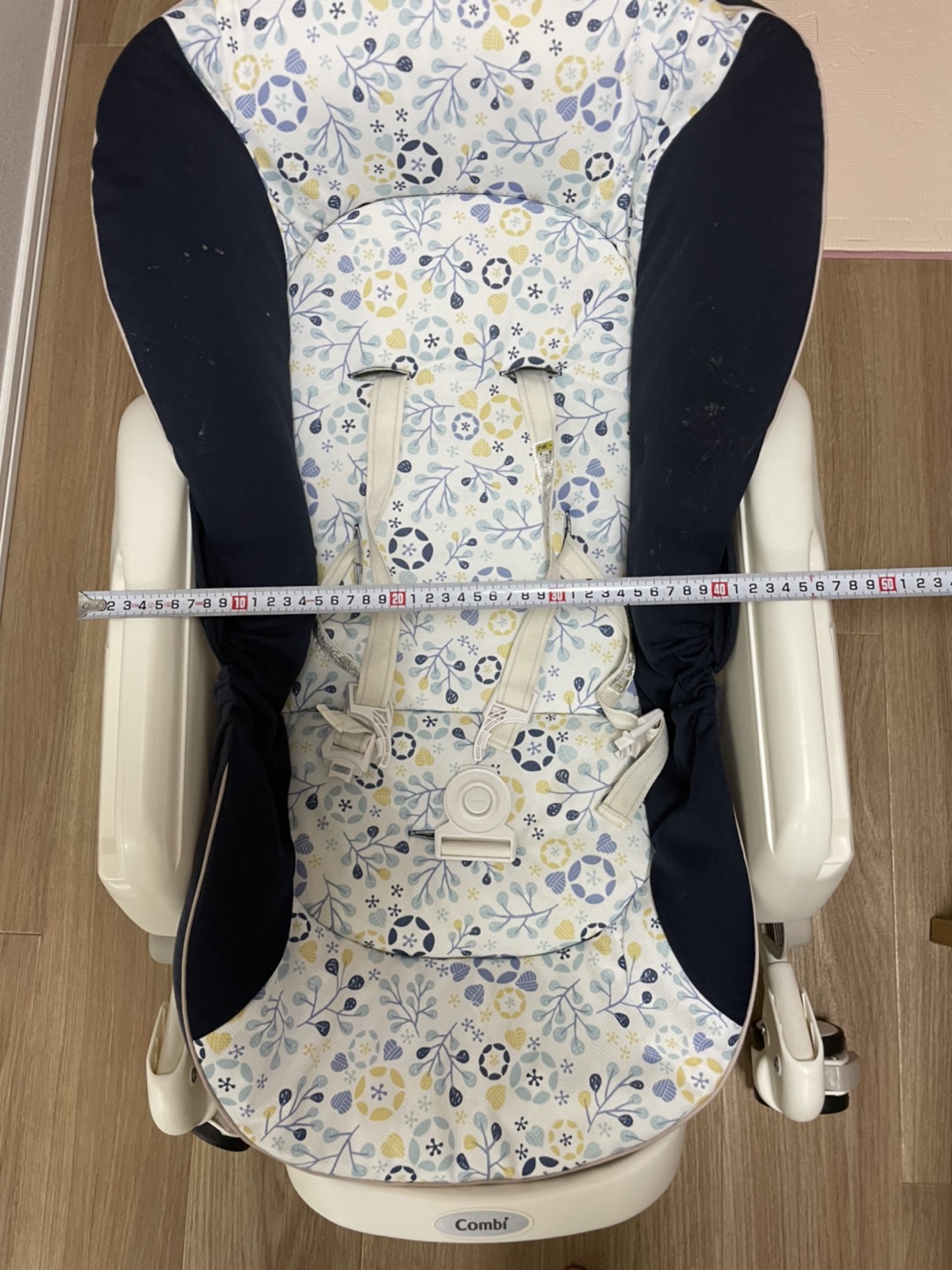 combi ハイローチェアの写真5枚目