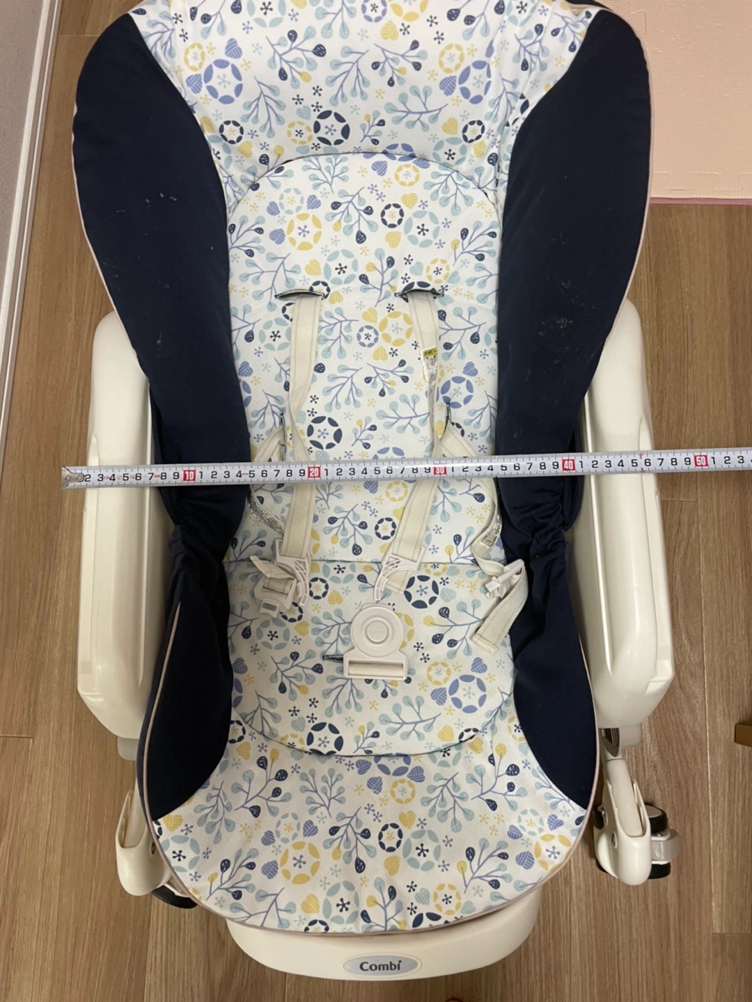 combi ハイローチェアの写真5枚目