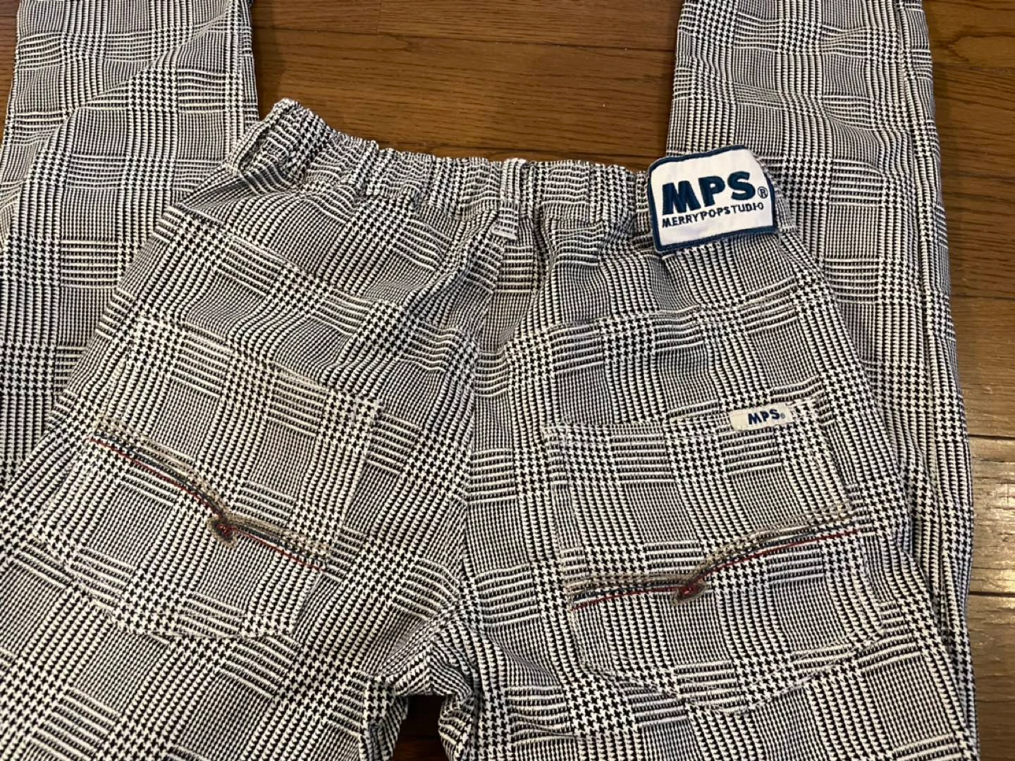 MPSの細身パンツ 150