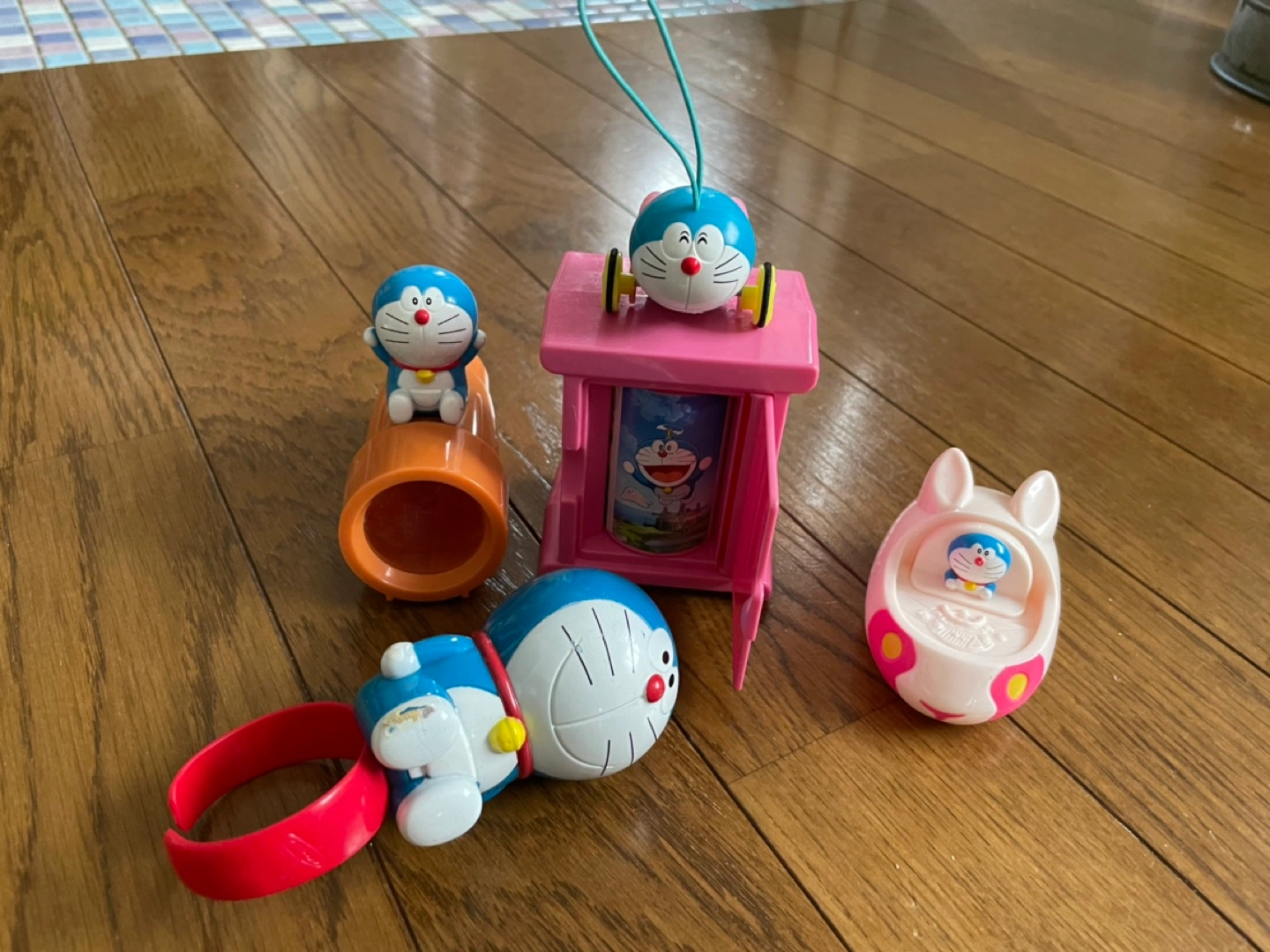 ドラえもんのおもちゃ ハッピーセットなど