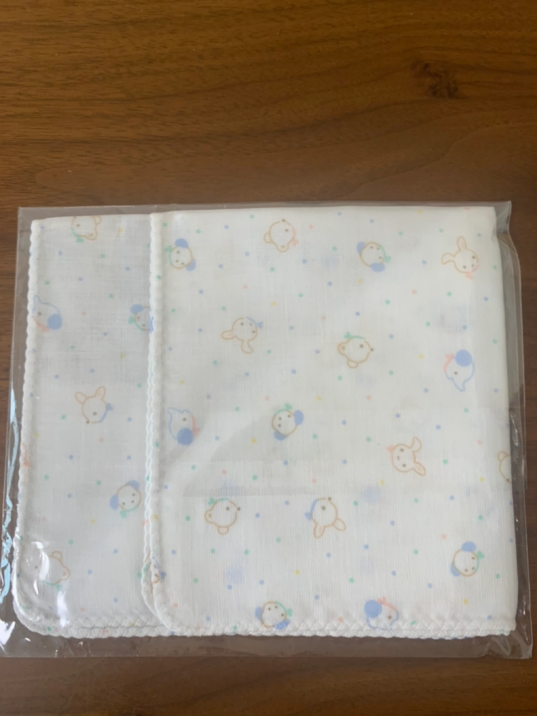 新品 familiarガーゼハンカチの写真3枚目