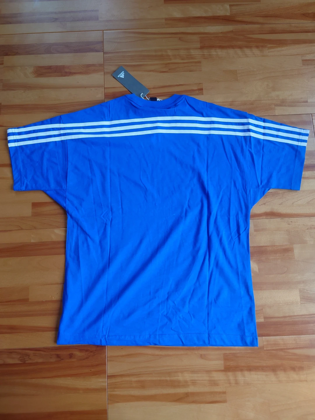 キッズ用 adidas Tシャツ Lサイズの写真2枚目