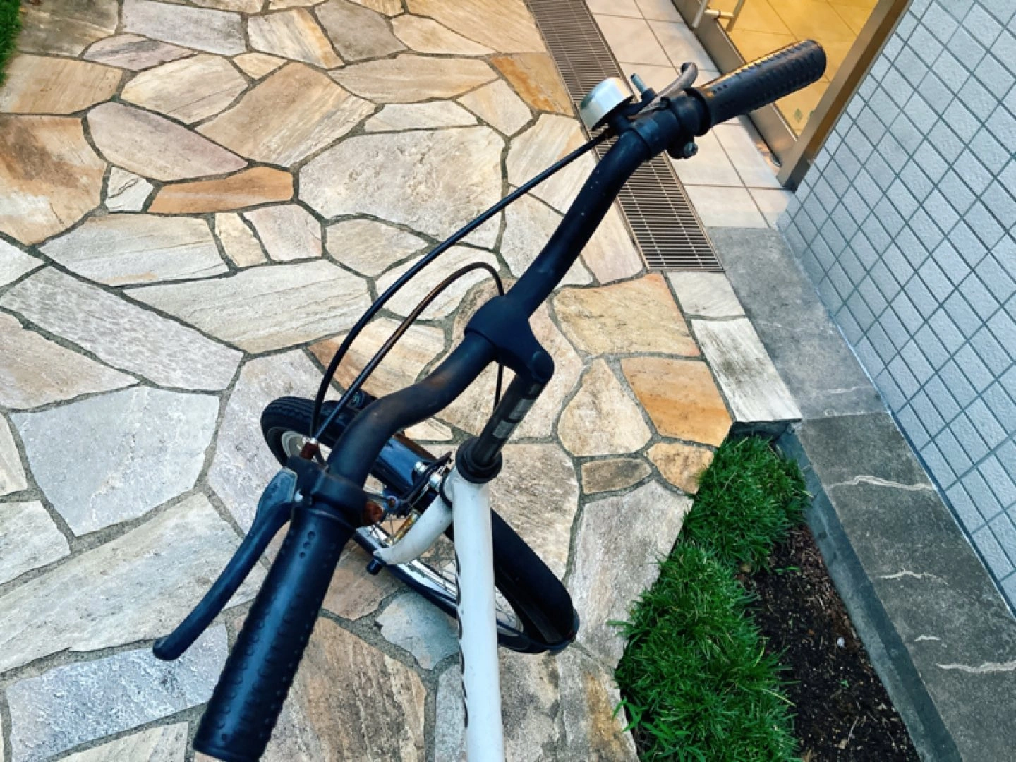 CANORO 折り畳み自転車 20インチの写真3枚目