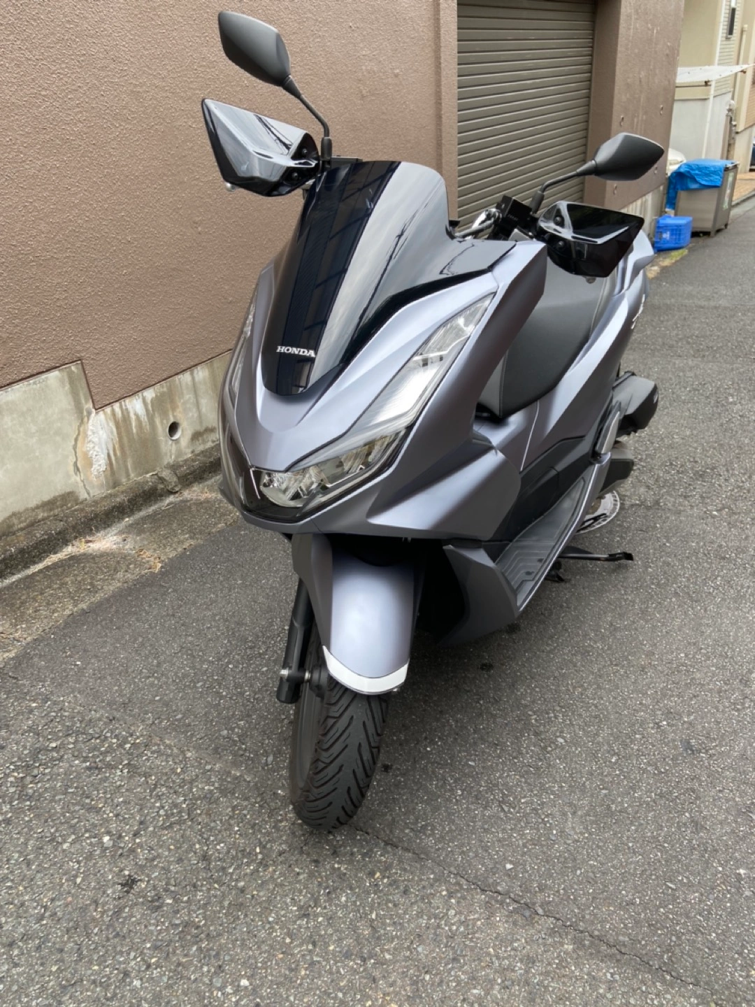 現行最新型2021年モデル PCX125の写真3枚目