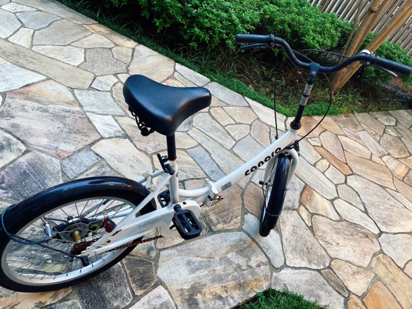 CANORO 折り畳み自転車 20インチの写真2枚目
