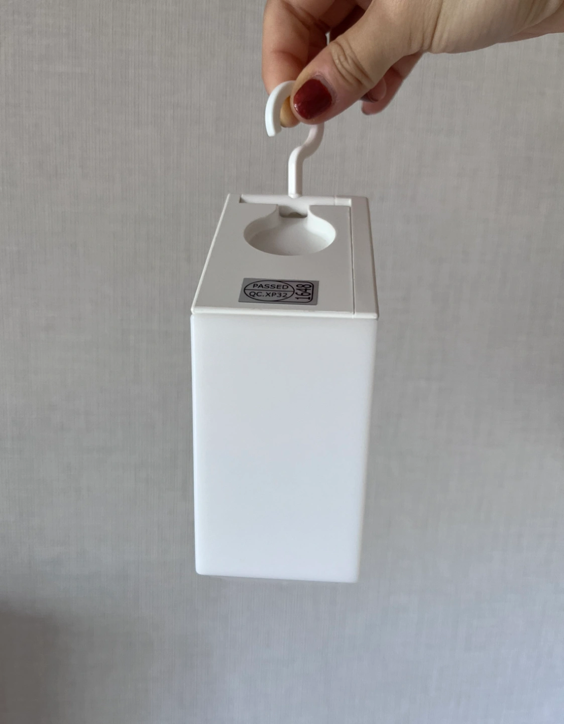 IKEA センサーライト LILLPITE リルピーテ
LEDナイトライト, 電池式/ライトグレーの写真2枚目