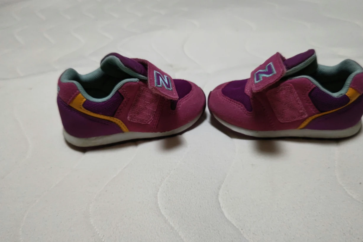 【①お話し中】ニュー   バランス  13.5cm (2足購入だと、お得に！)の写真2枚目