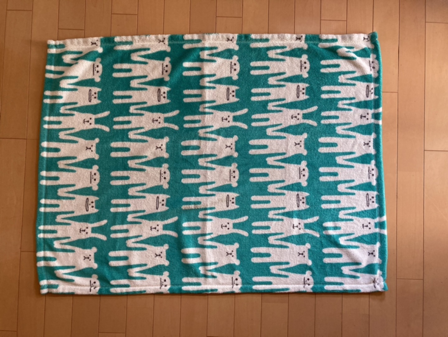 ブランケット(膝掛け) 動物柄　95 x 73cm