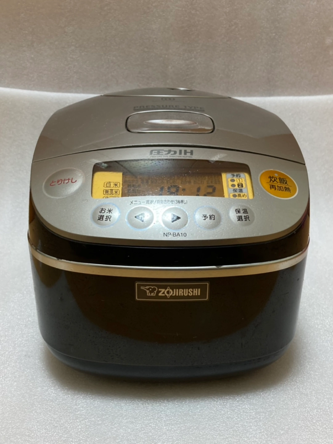 炊飯器 象印 ZOJIRUSHI NP-BA10 極め炊き 5.5合炊きの写真2枚目