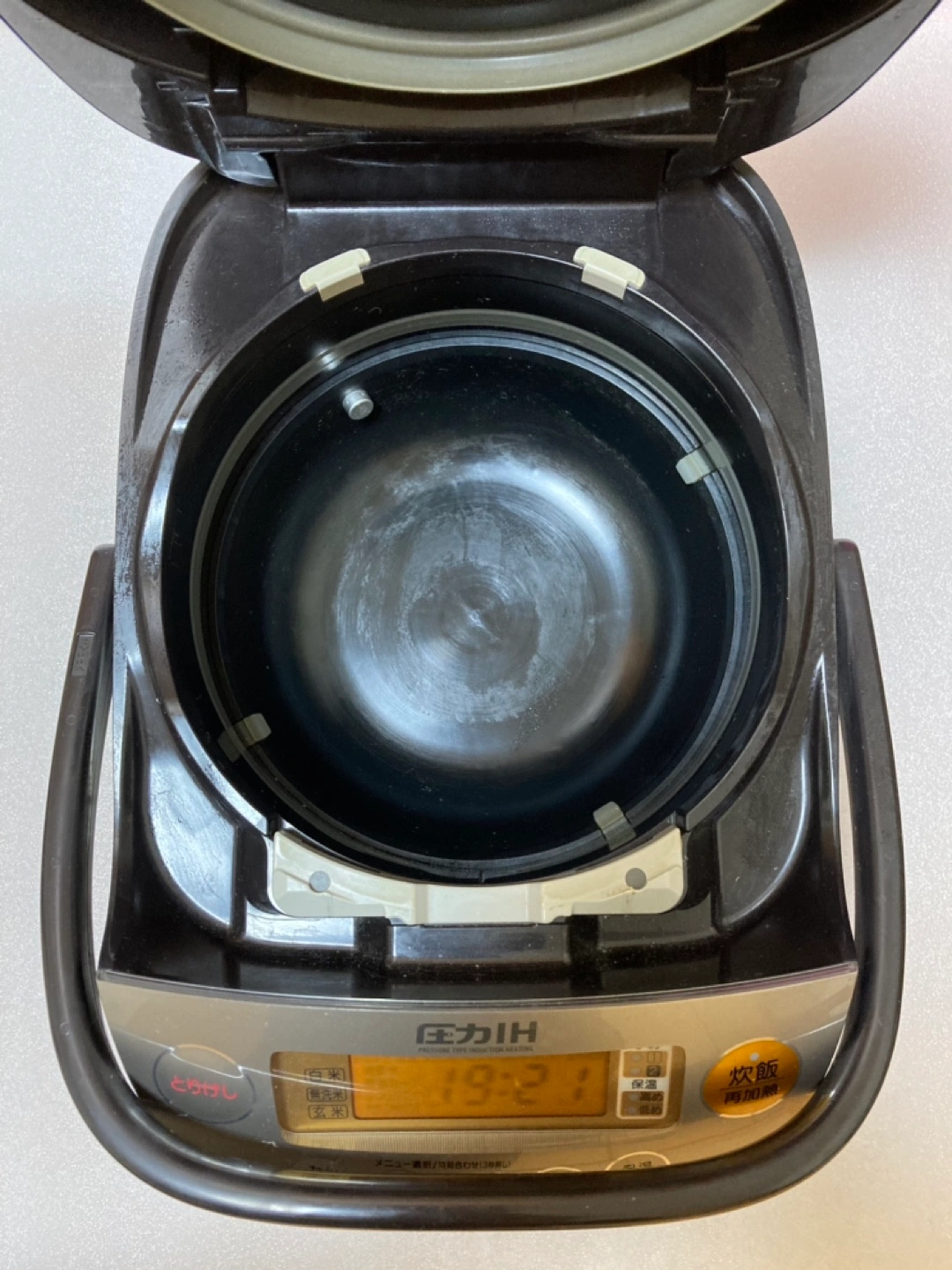 炊飯器 象印 ZOJIRUSHI NP-BA10 極め炊き 5.5合炊きの写真6枚目