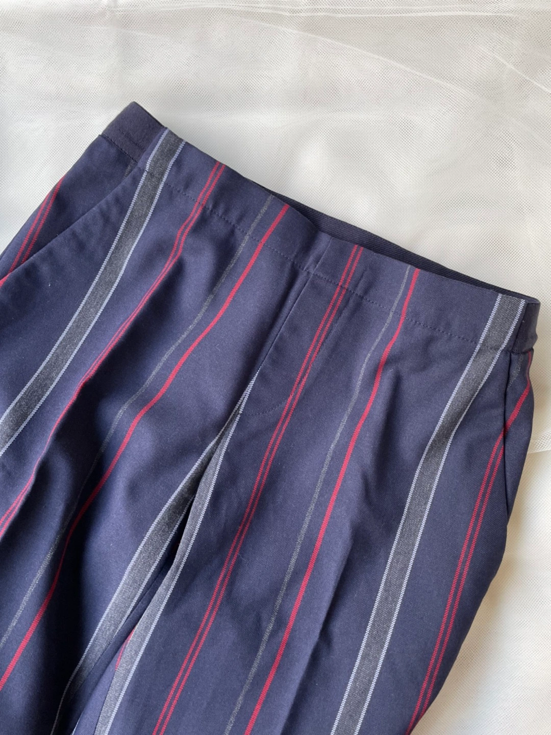 【超美品】UNIQLO ウエストゴムパンツ/ストライプ柄の写真2枚目