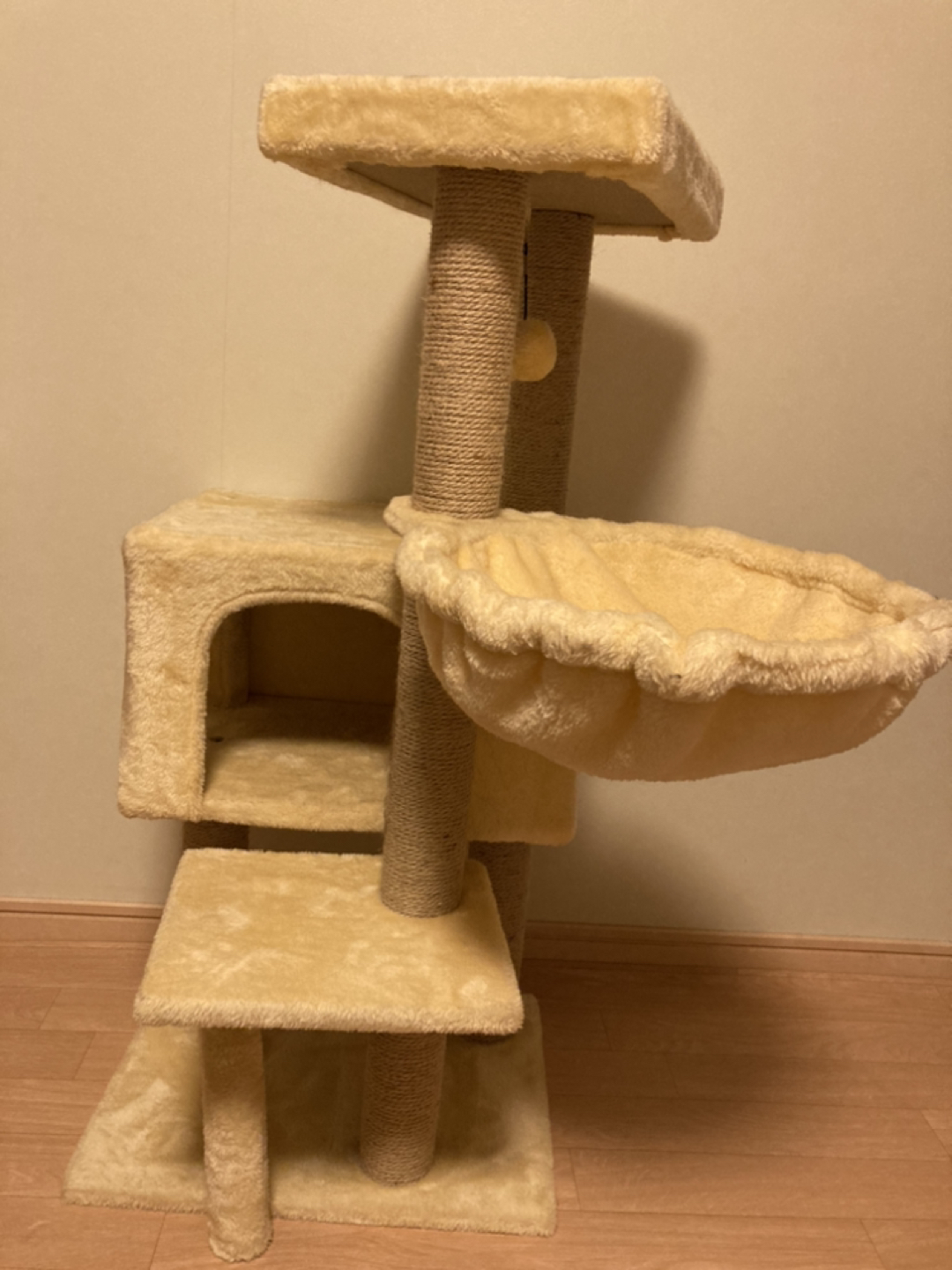 キャットタワー