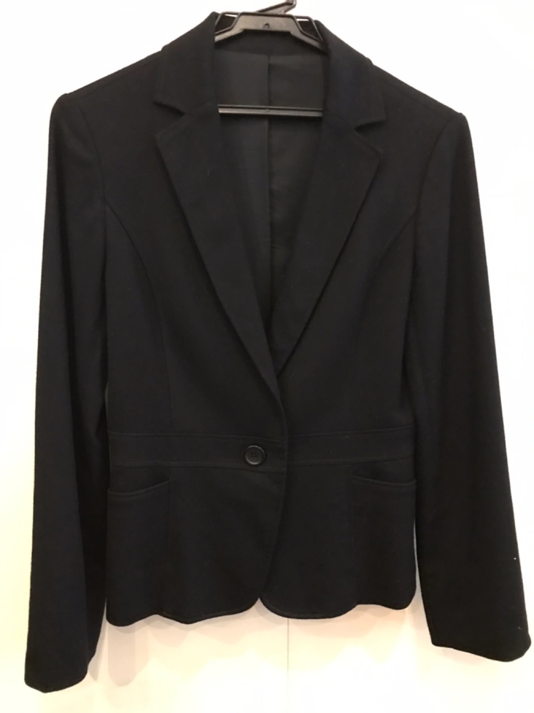 レディース ジャケット 黒 譲ります。