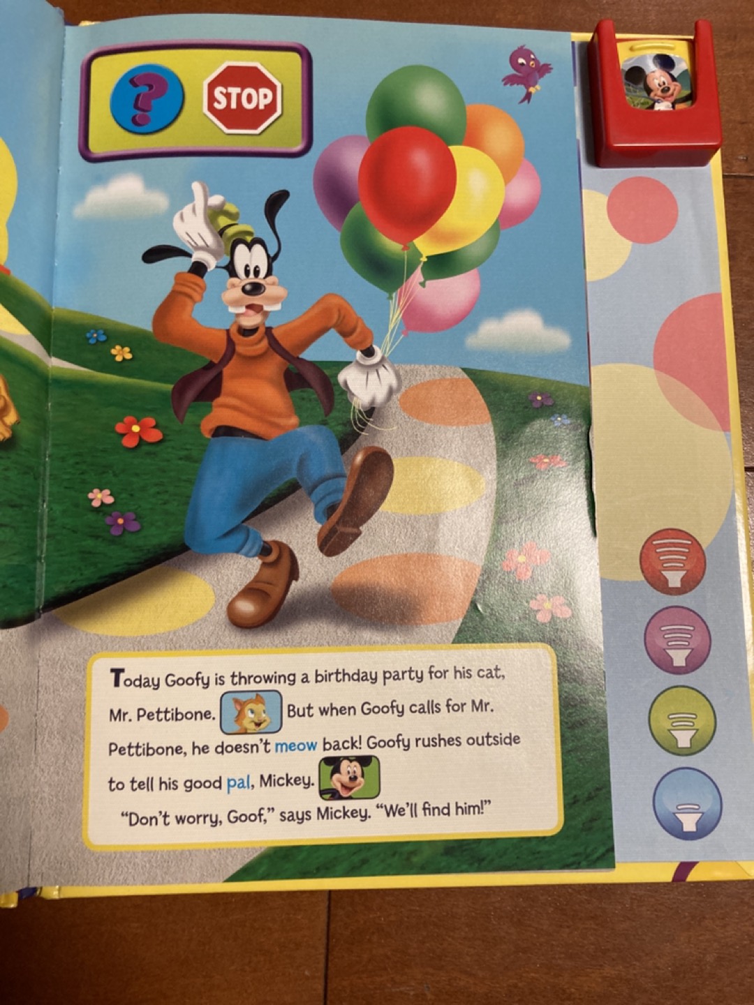 ディズニー　my poingo 英語知育絵本の写真3枚目