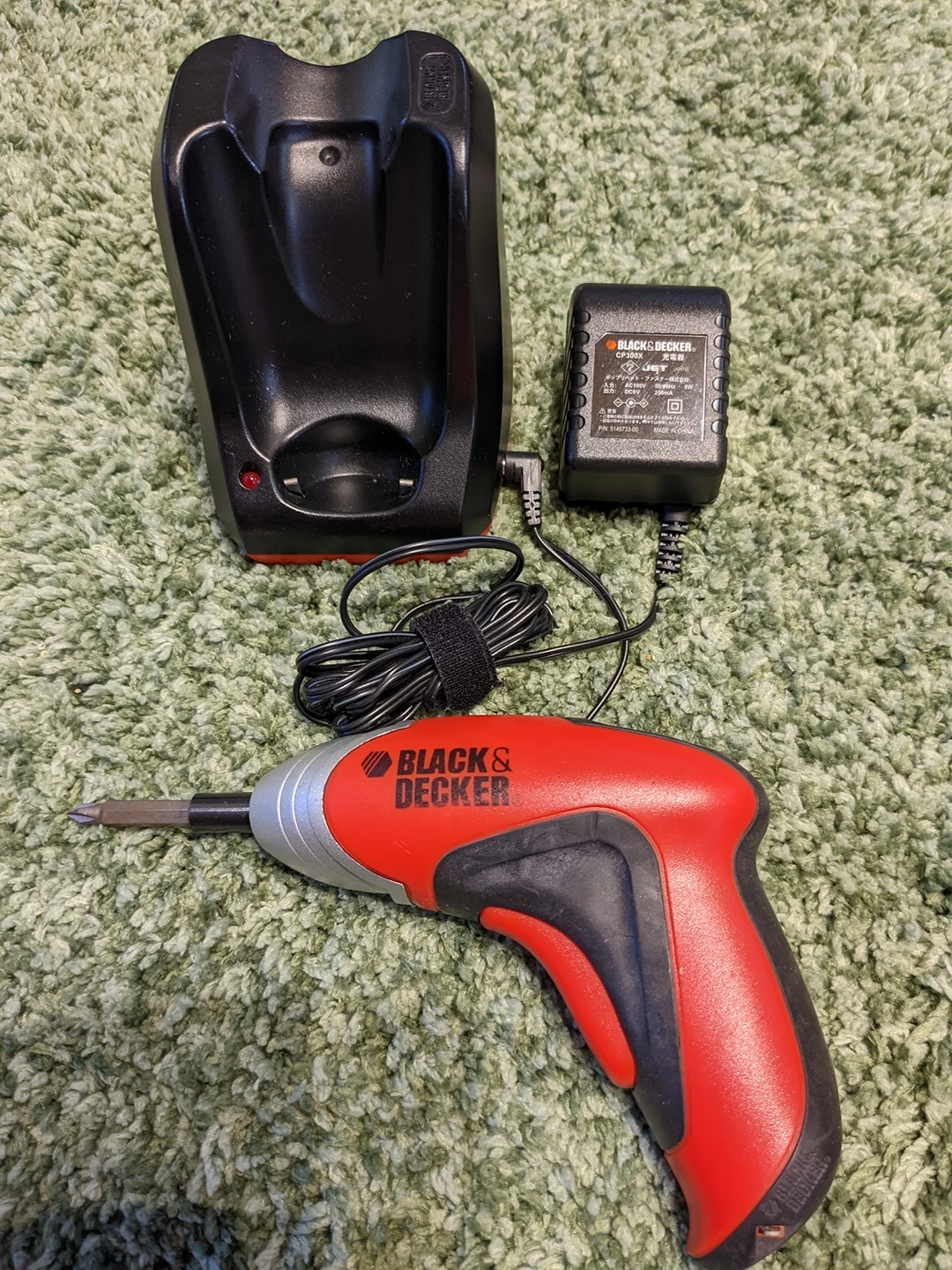《週末値引▲1,000円》【断捨離中】BLACK&DECKER(ブラック&デッカー)製 充電式電動ドライバー
