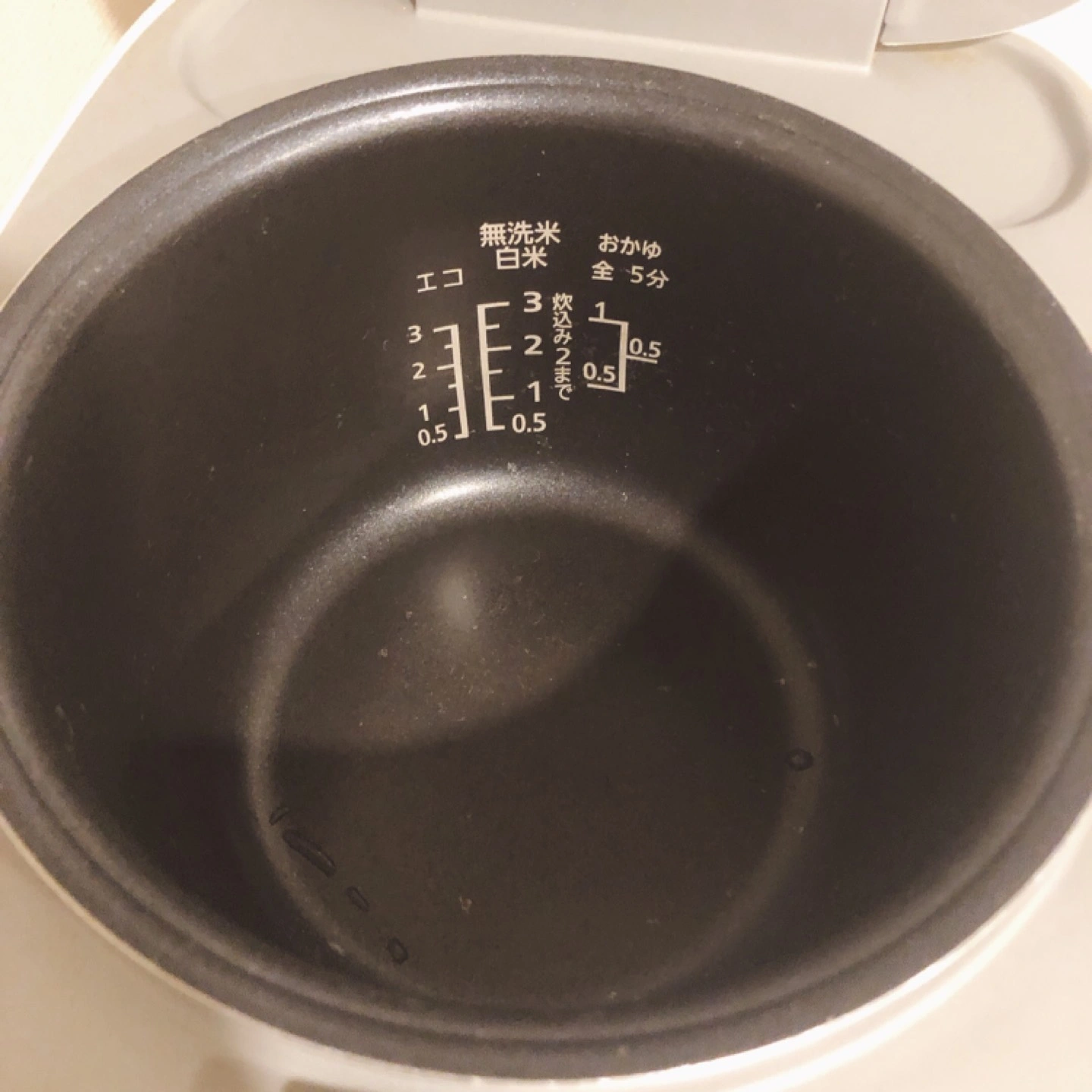 炊飯器 3合炊きの写真3枚目