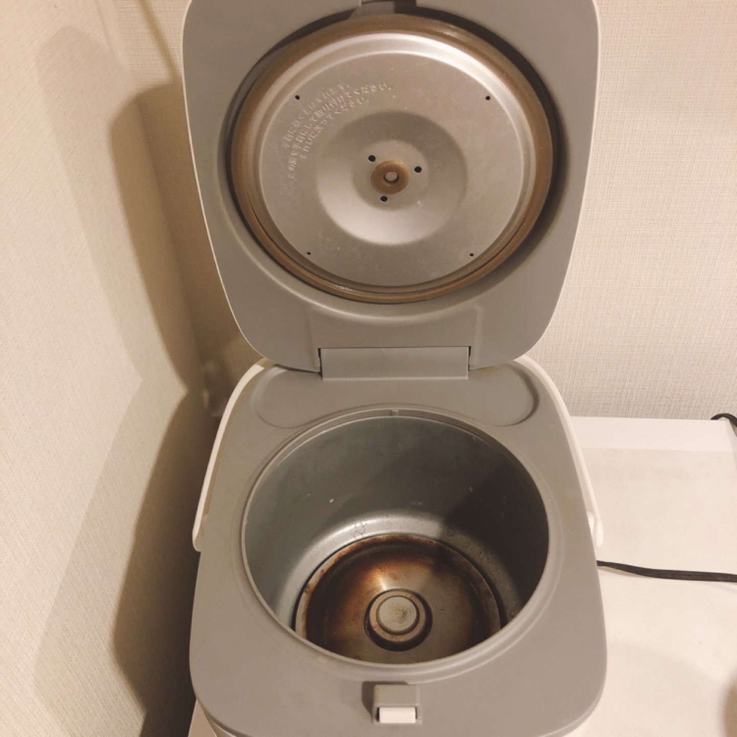 炊飯器　3合炊きの写真2枚目
