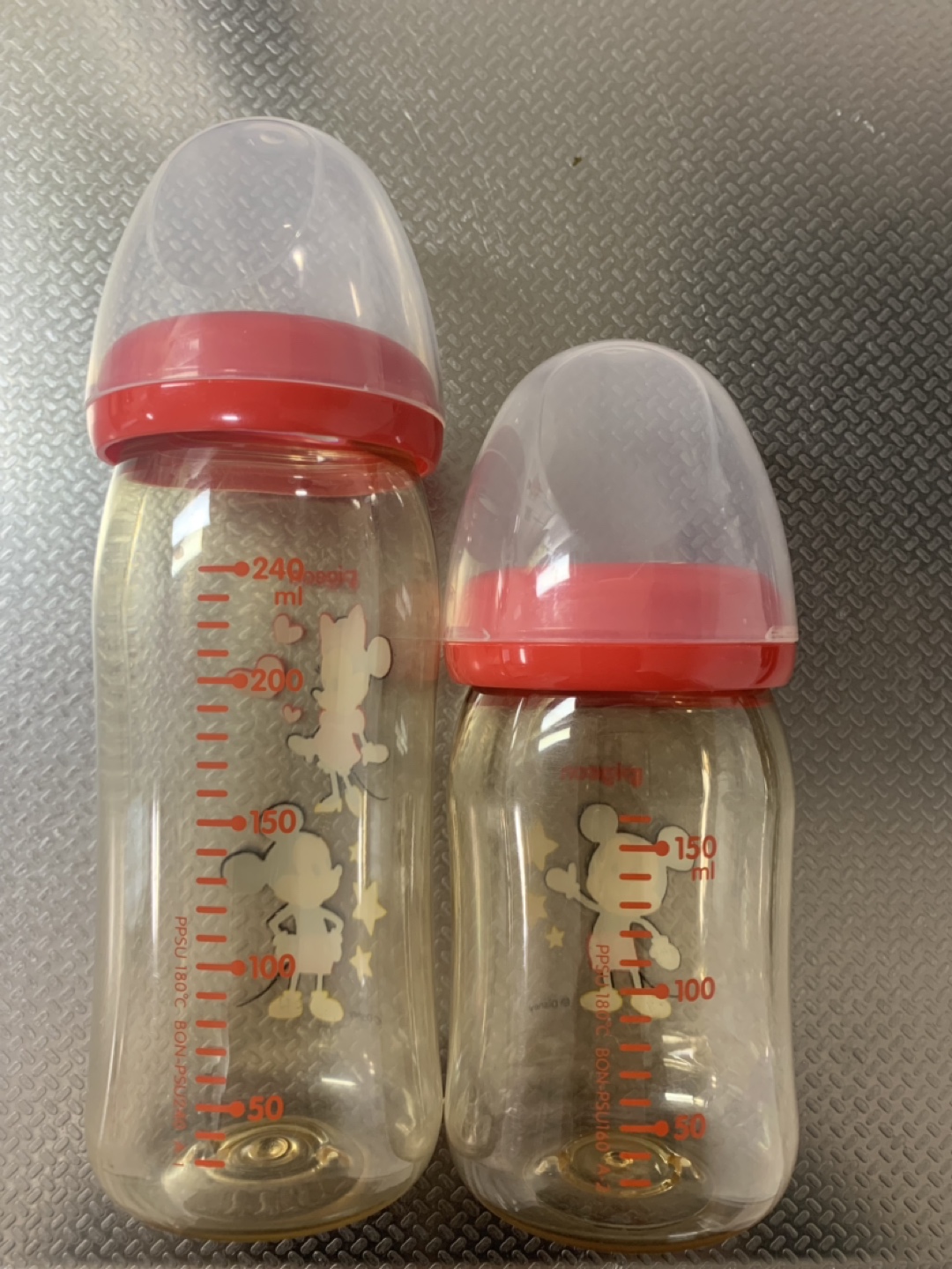 ピジョン　プラスチック　哺乳瓶　240 160の写真2枚目