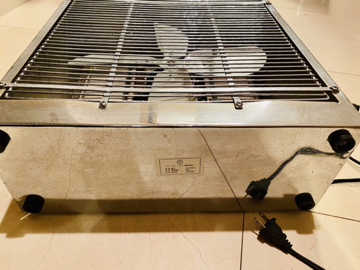 ヴィンテージ　扇風機／換気扇　シルバー色の写真3枚目