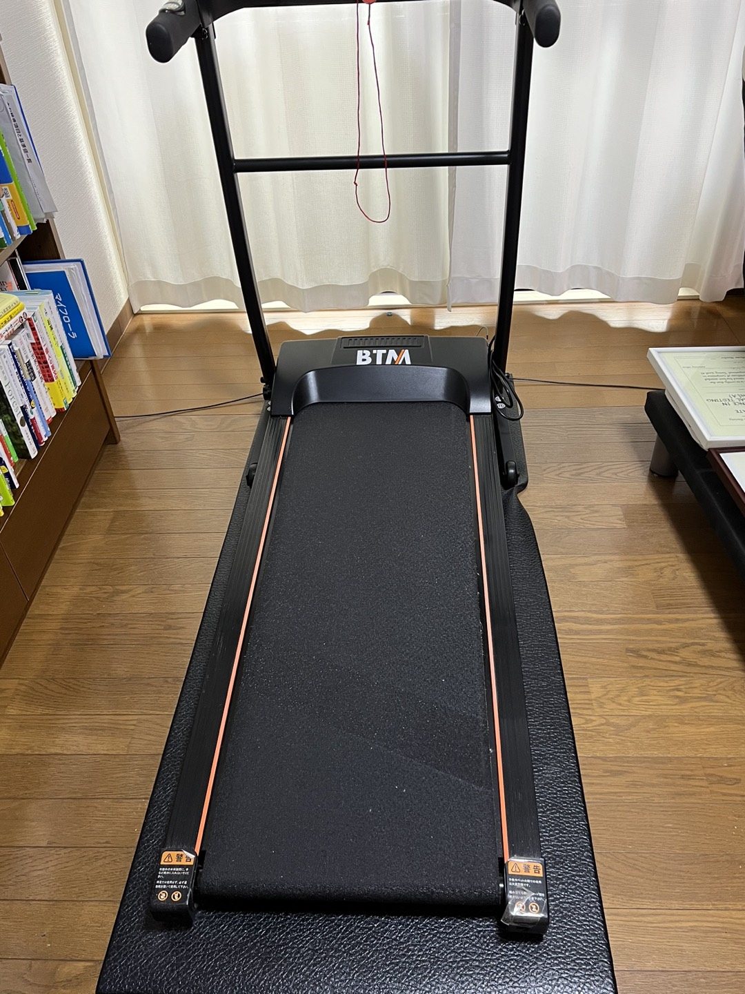 BTM 個人宅用ルームランナー（折りたたみ収納可能）の写真4枚目