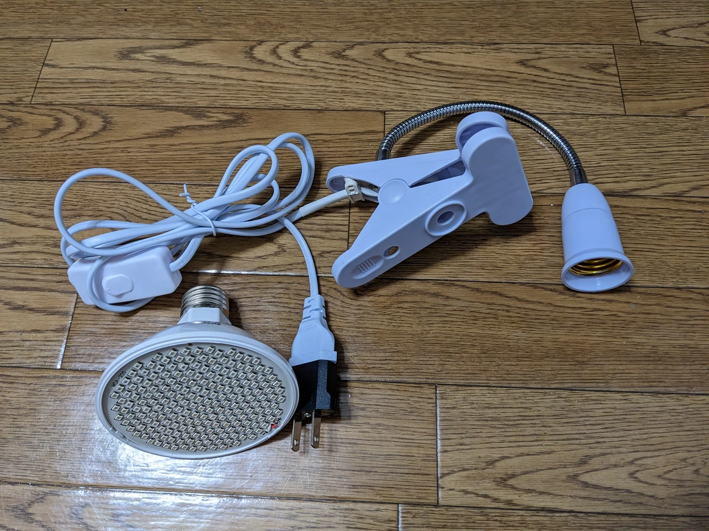 「予約中」 LED ランプ 美顔器 セラピーライトの写真4枚目