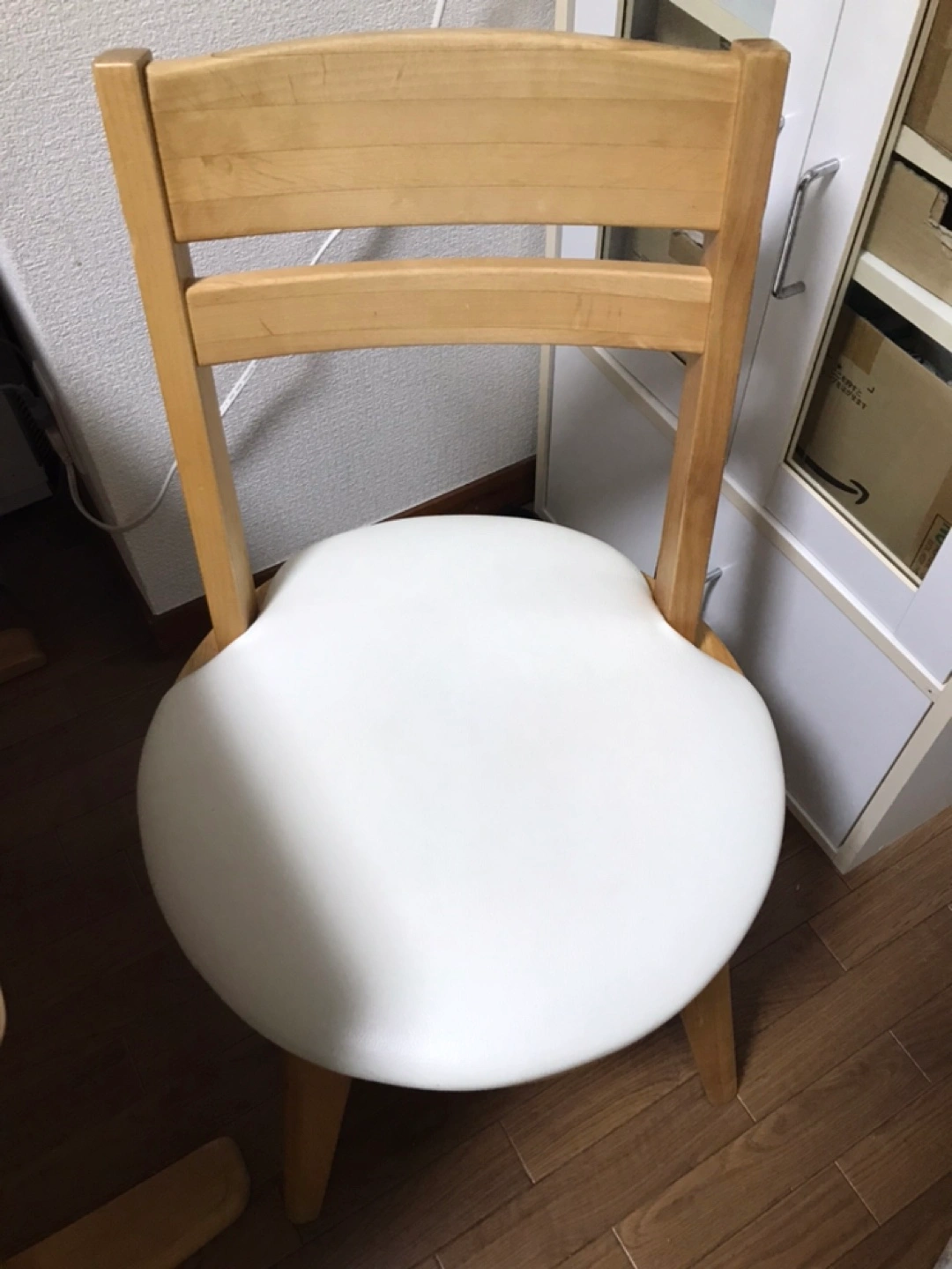 ダイニングテーブルセットの写真4枚目