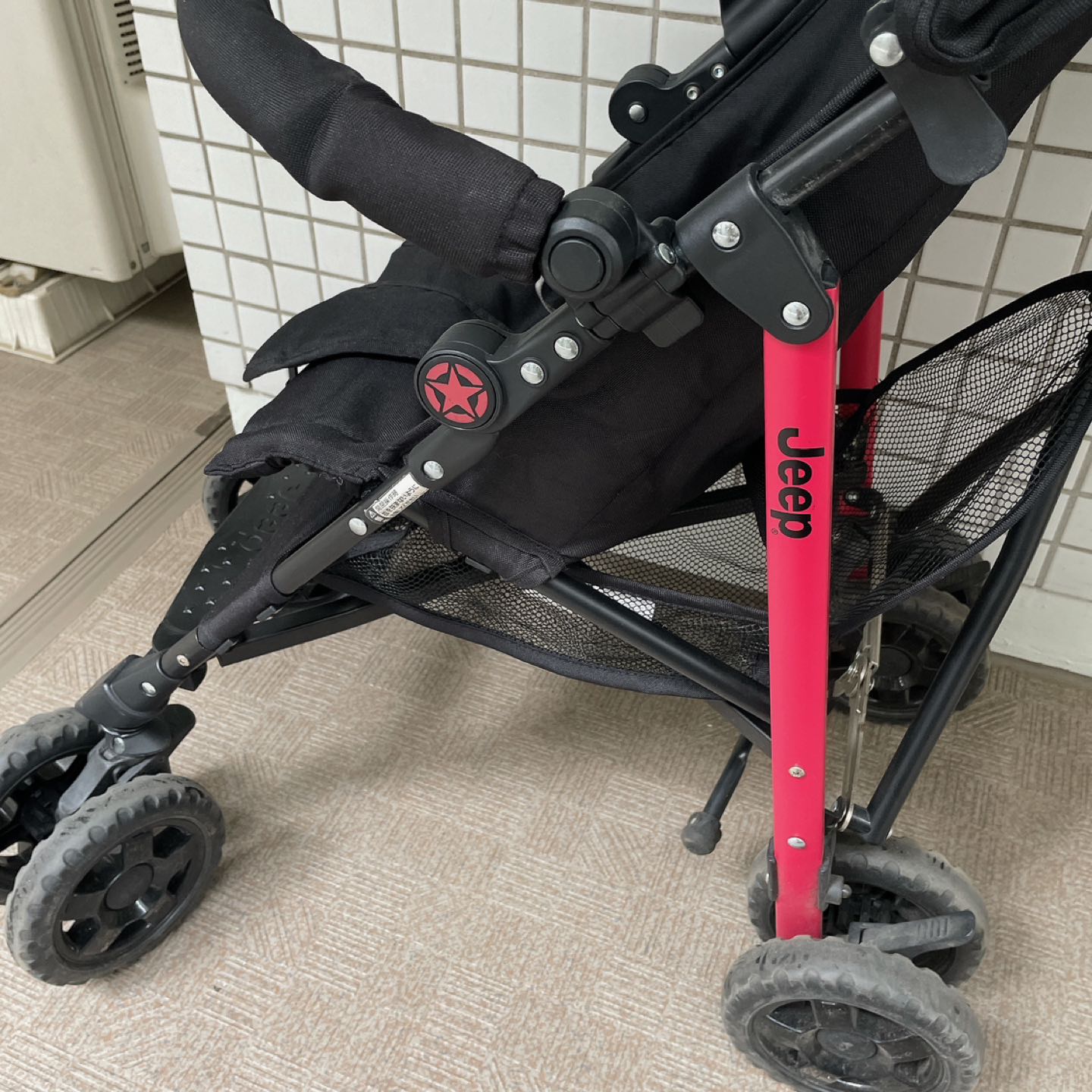 Jeep B型　ベビーカー　赤　フロントバー付　JS-WLST-JN1 7ヶ月〜3歳の写真7枚目