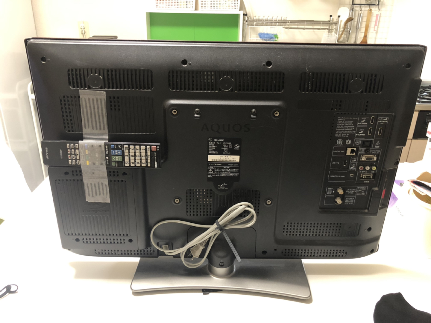 シャープAQUOS32V型LEDテレビの写真4枚目