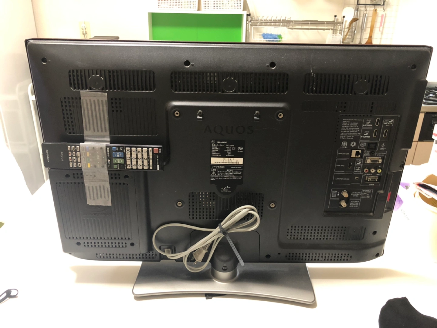 シャープAQUOS32V型LEDテレビの写真4枚目