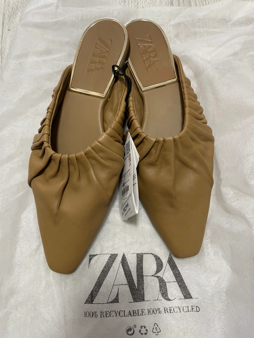 ZARA フラットシューズ 新品 37