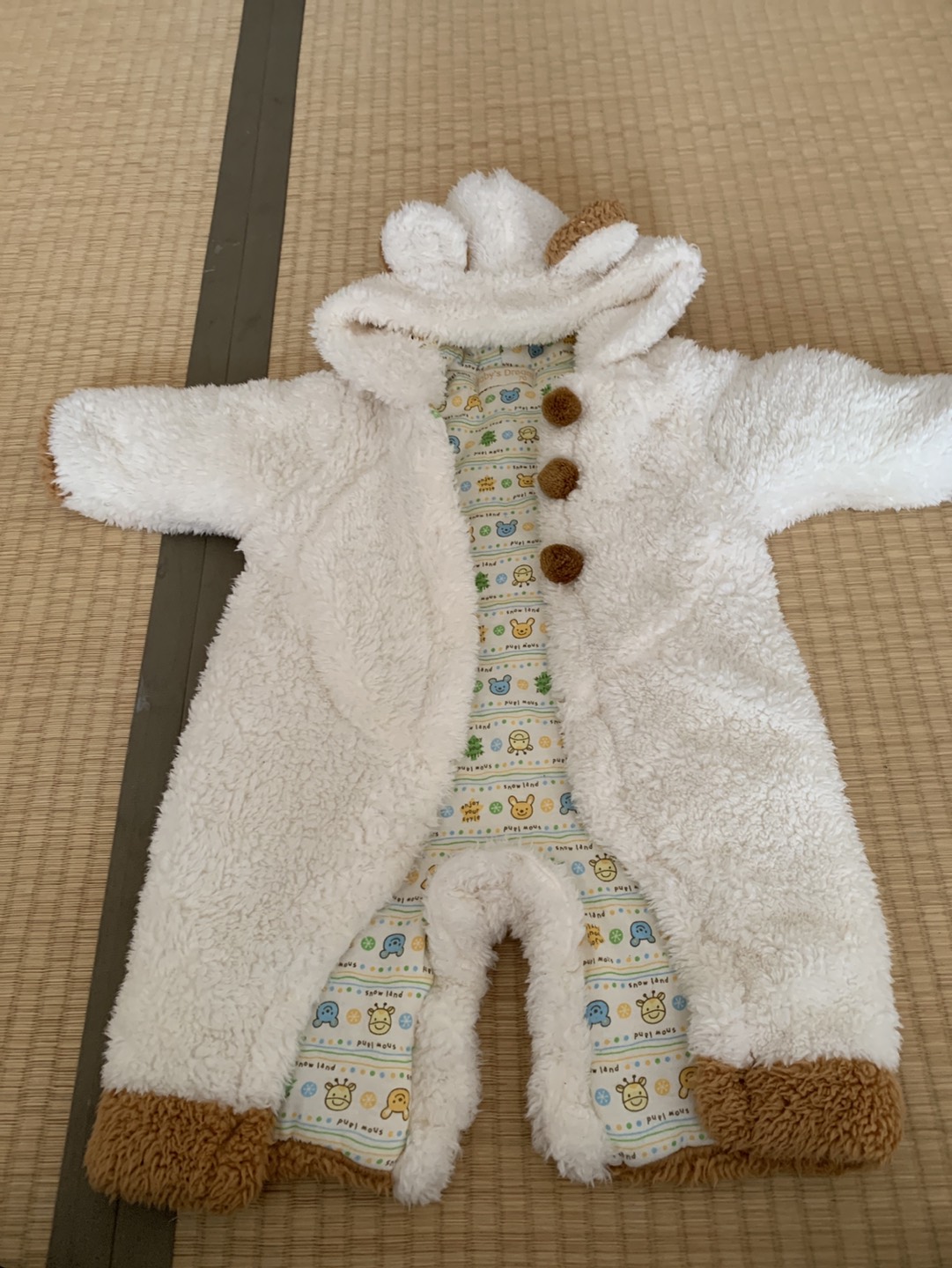 もこもこ　ロンパース
