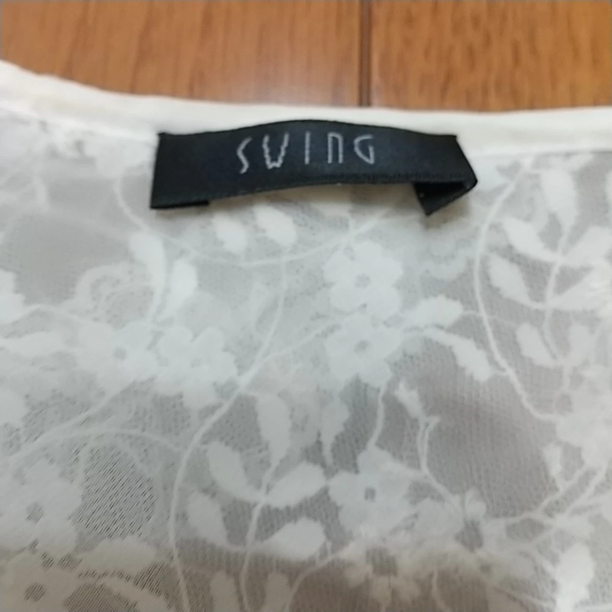 Swingレースブラウスの写真2枚目