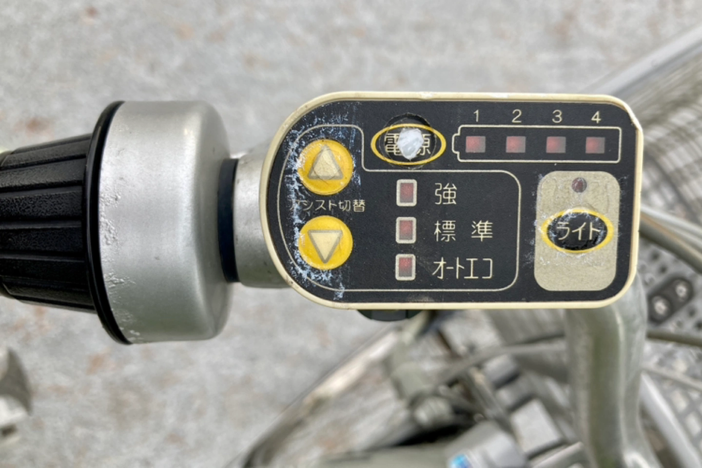 【最終値下げ】電動自転車 assista 26インチの写真7枚目