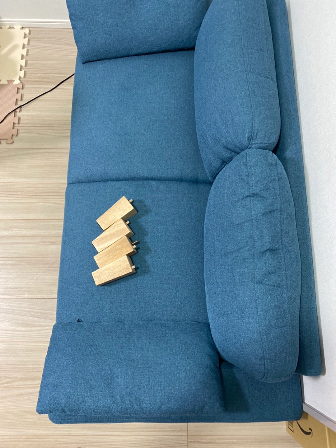 2掛けソファの写真3枚目
