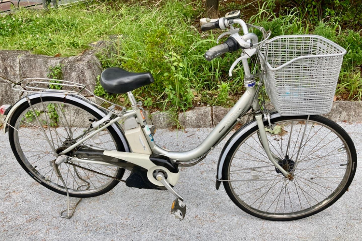 【最終値下げ】電動自転車 assista 26インチの写真2枚目