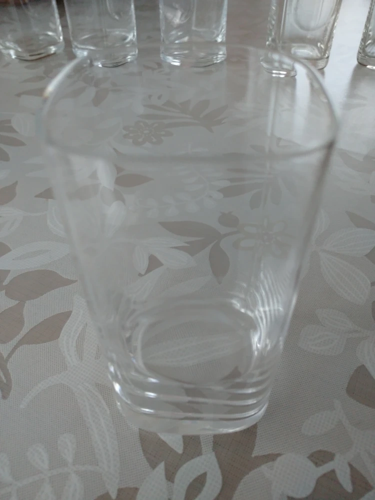 食器の写真2枚目