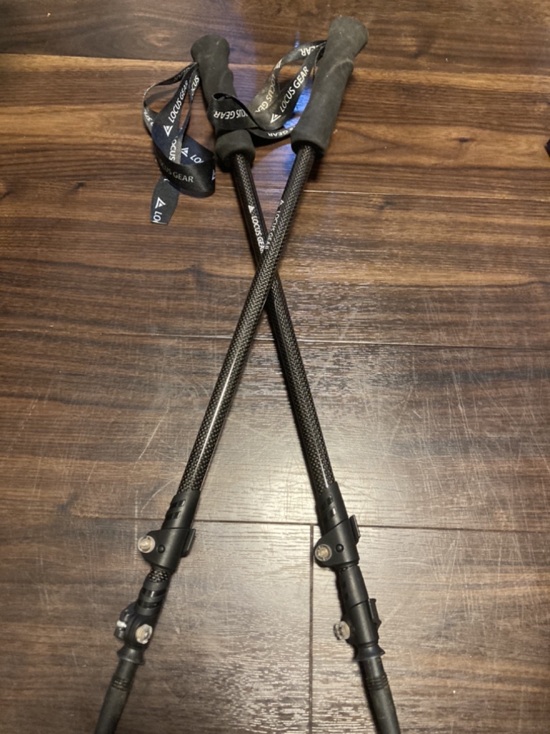 LOCUS GEAR トレッキングポール兼テントポール2本セット　カーボン製