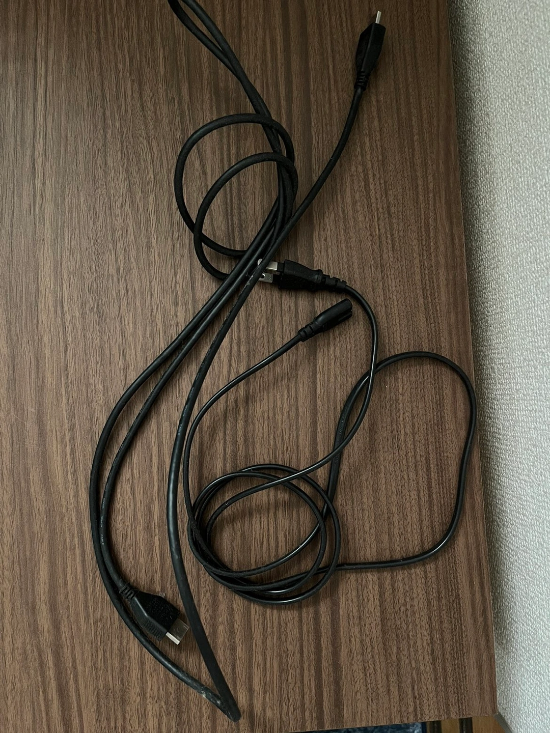 PS4(コントローラー付き)の写真2枚目