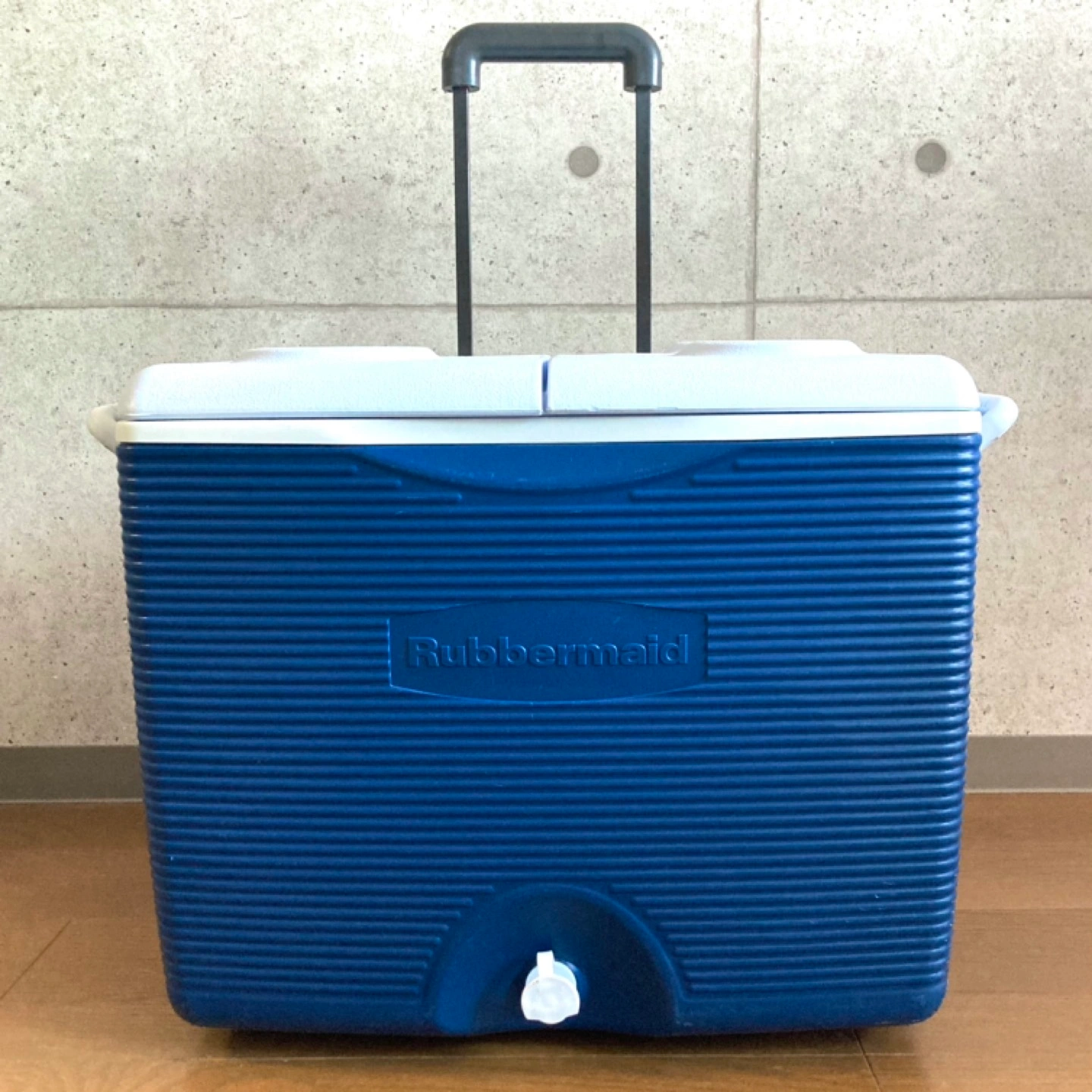 ⭐︎クーラーボックス キャンプ バーベキュー アウトドア ラバーメイド rubbermaid