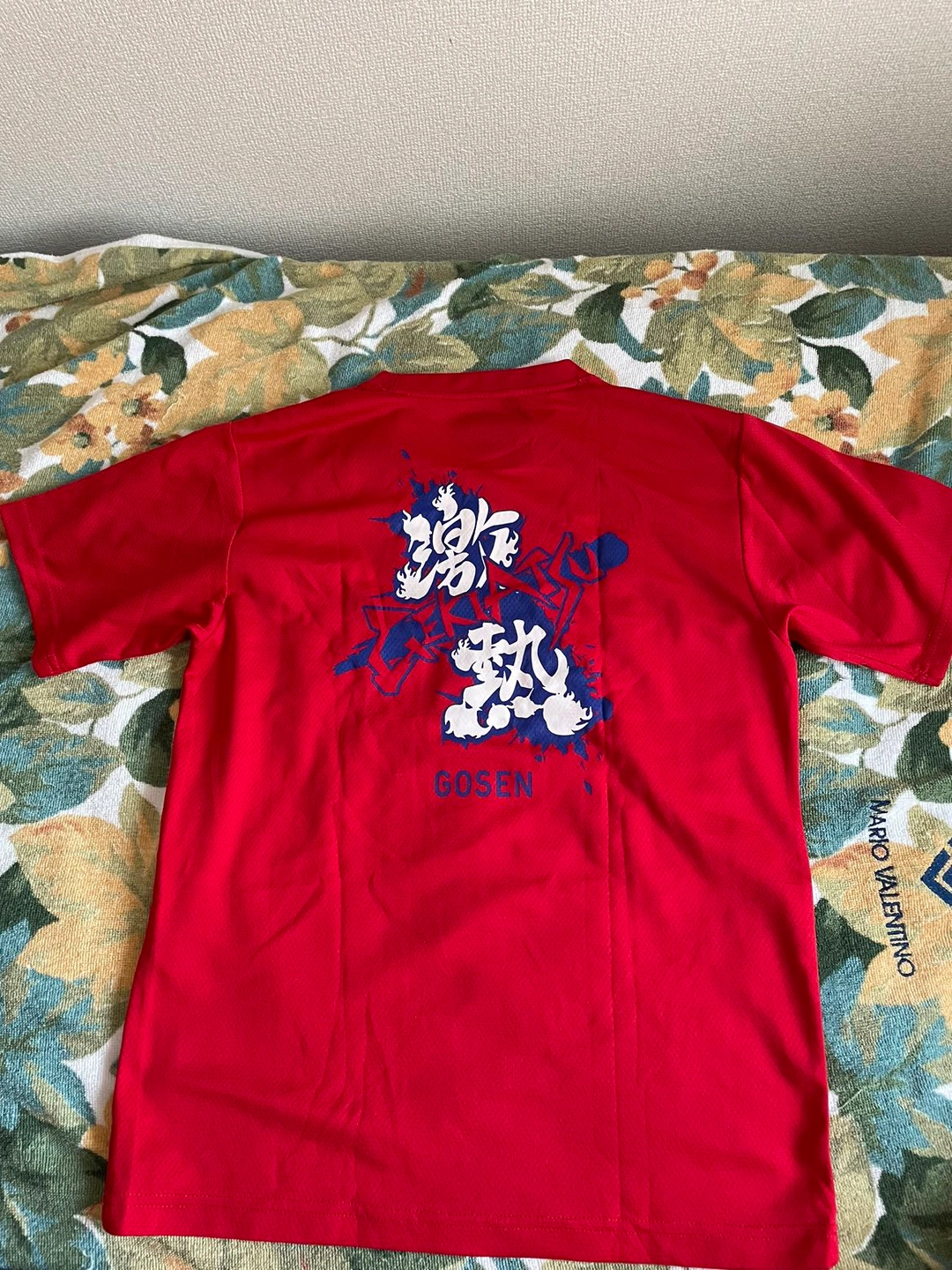YONEXの記念Tシャツの写真2枚目