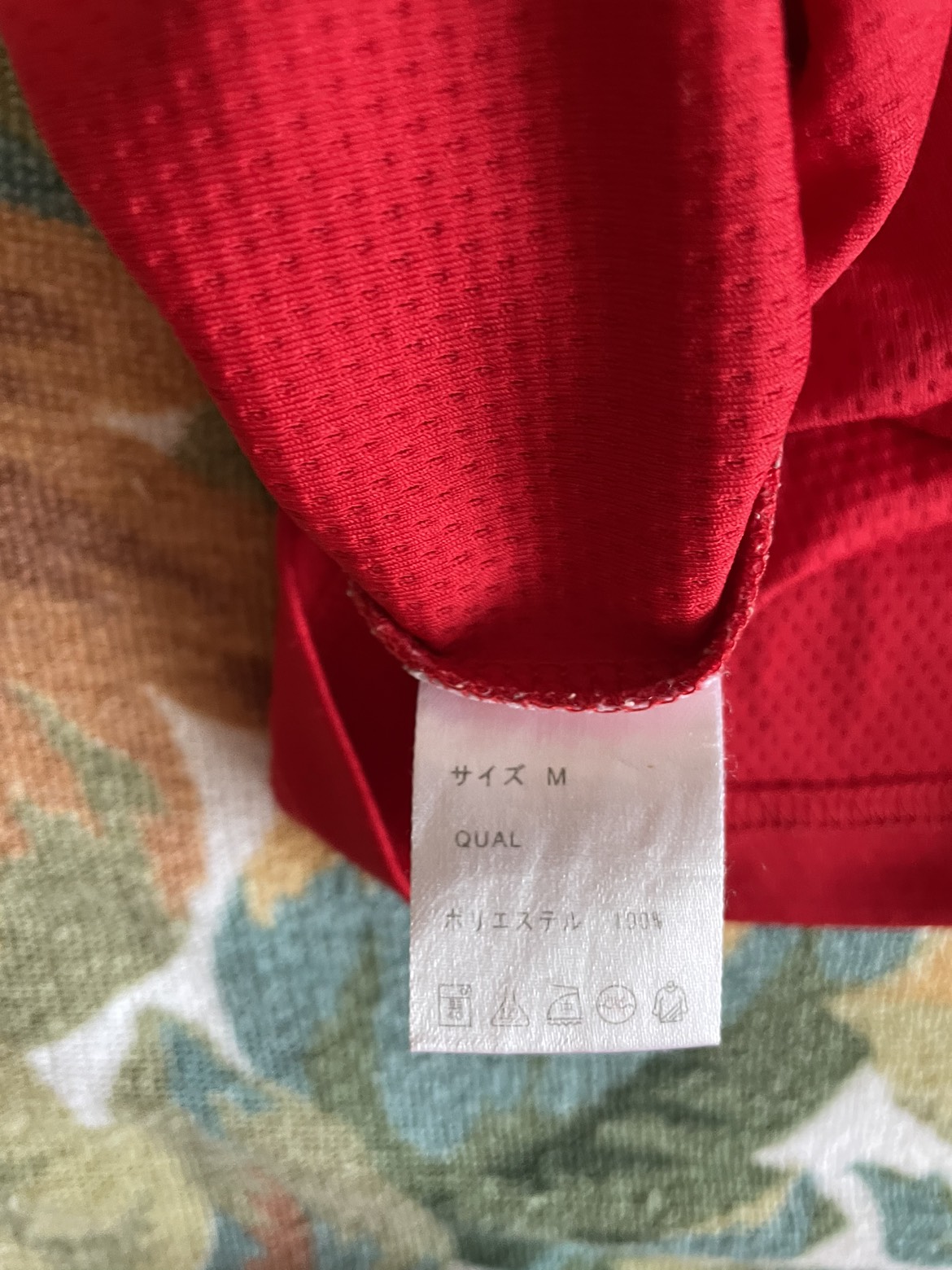 YONEXの記念Tシャツの写真3枚目