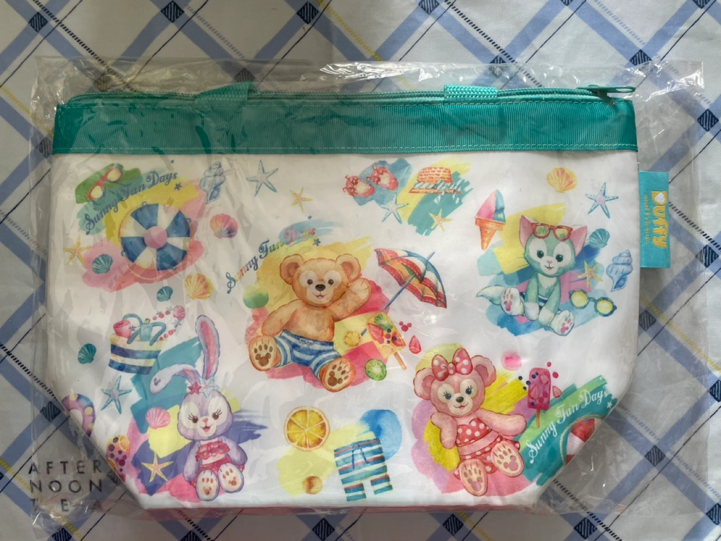 東京ディズニーシーダッフィーと友達保冷バッグ(新品)