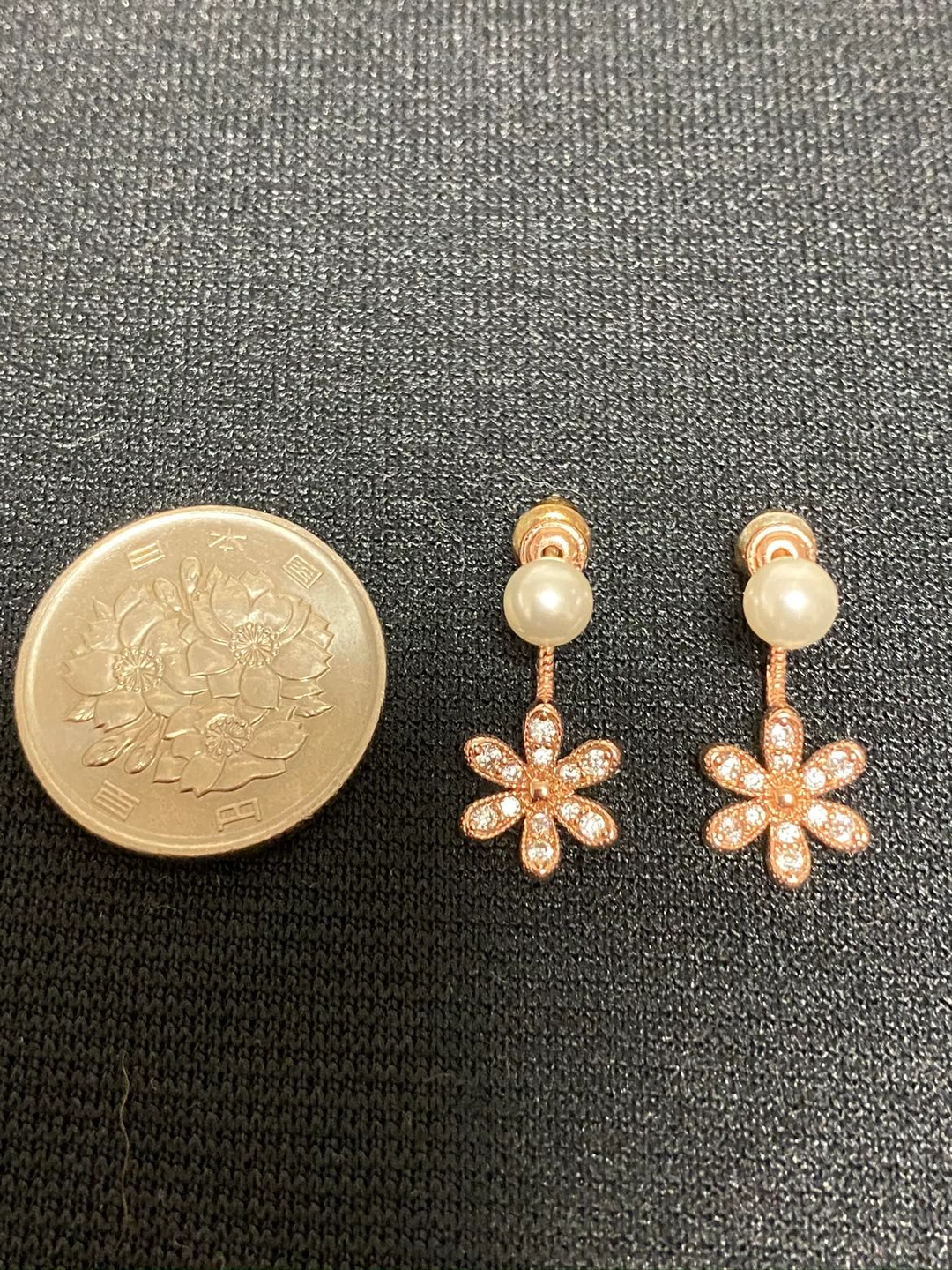 未使用 ピンクゴールド、パール、小花模様 ピアス