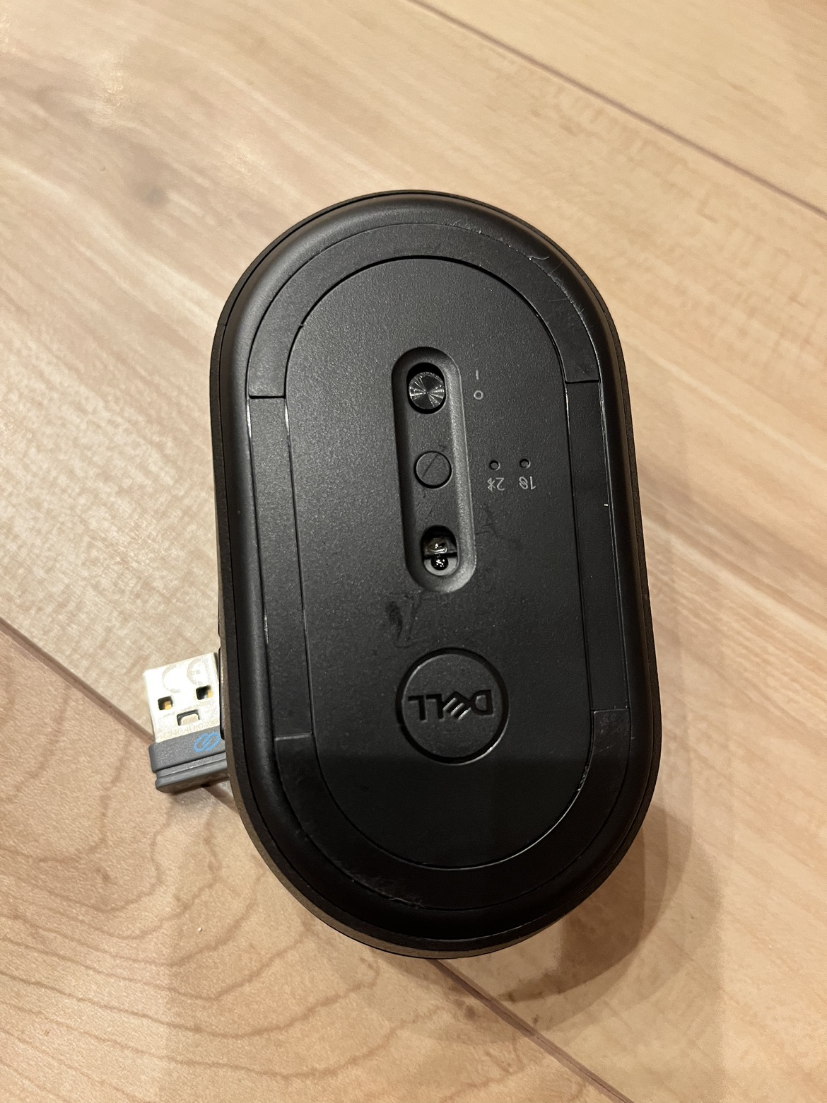 Dellワイヤレスマウスの写真2枚目