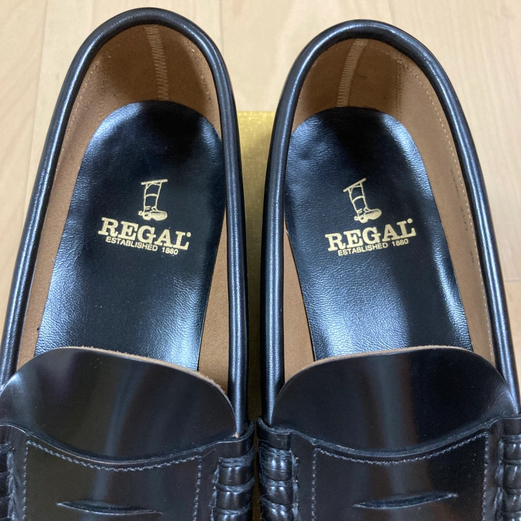 【新品未使用】REGAL 黒色 ローファーの写真5枚目