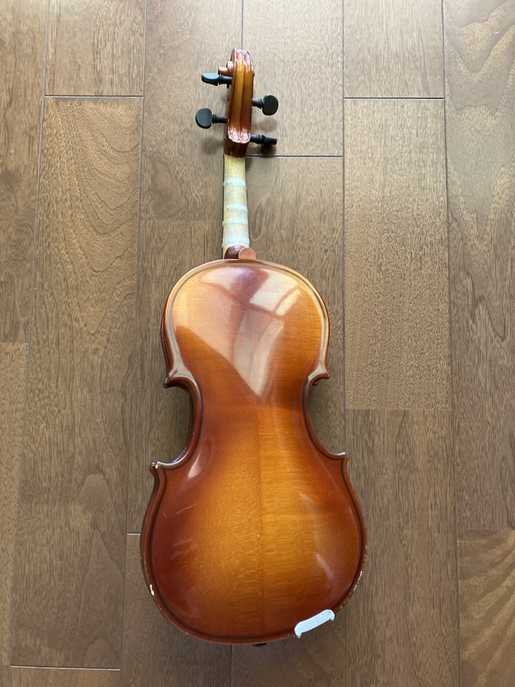 Erich Pfretzschner バイオリンModel 3011 1/2の写真2枚目