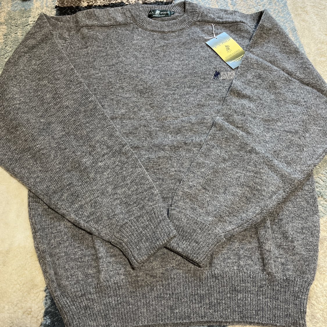 【新品】毛100%  ニット